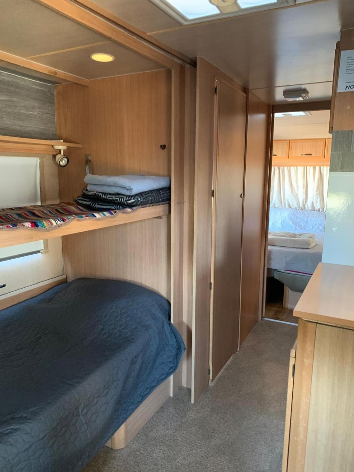 Large Camper In The Olive Grove Banjole Exterior foto