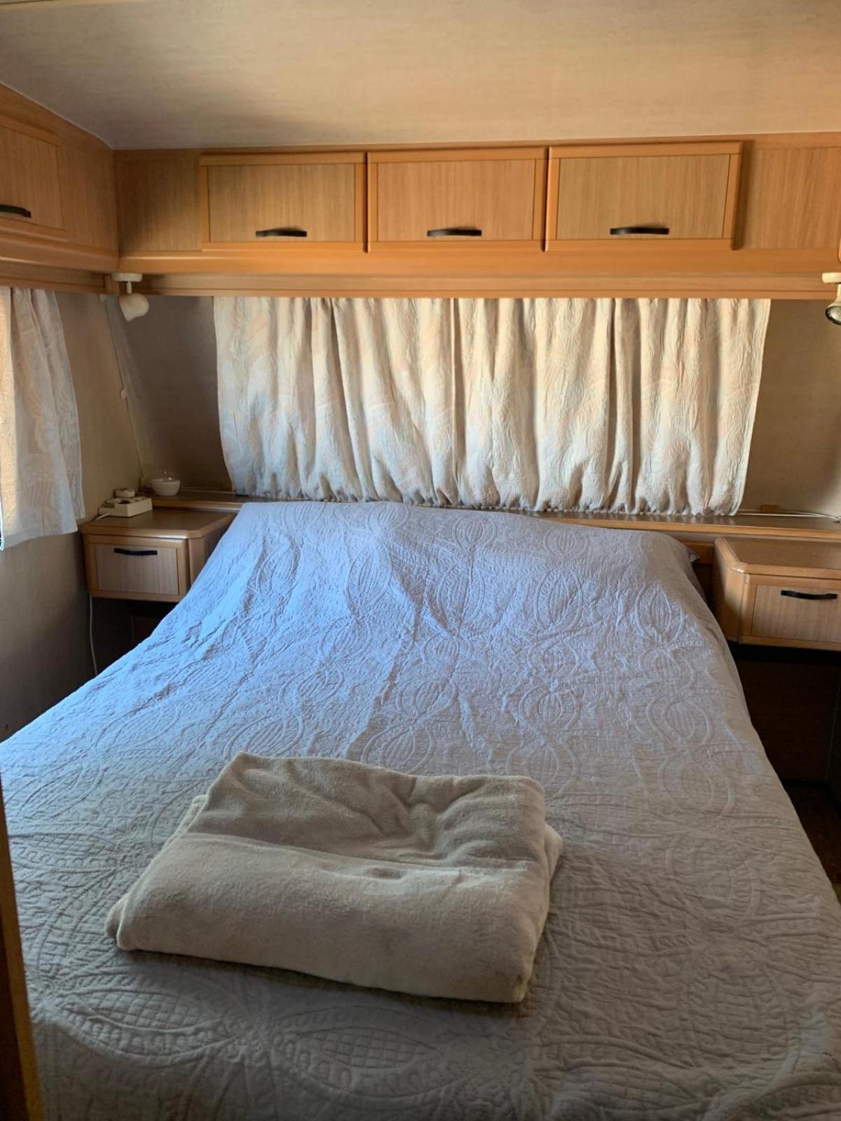 Large Camper In The Olive Grove Banjole Exterior foto