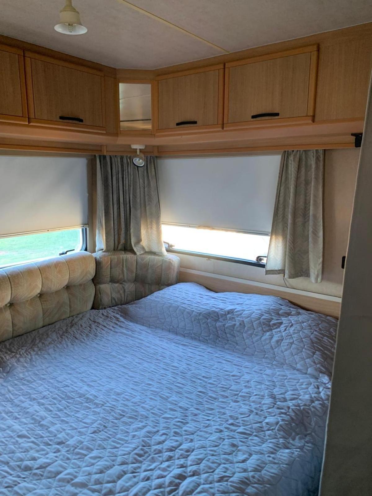 Large Camper In The Olive Grove Banjole Exterior foto
